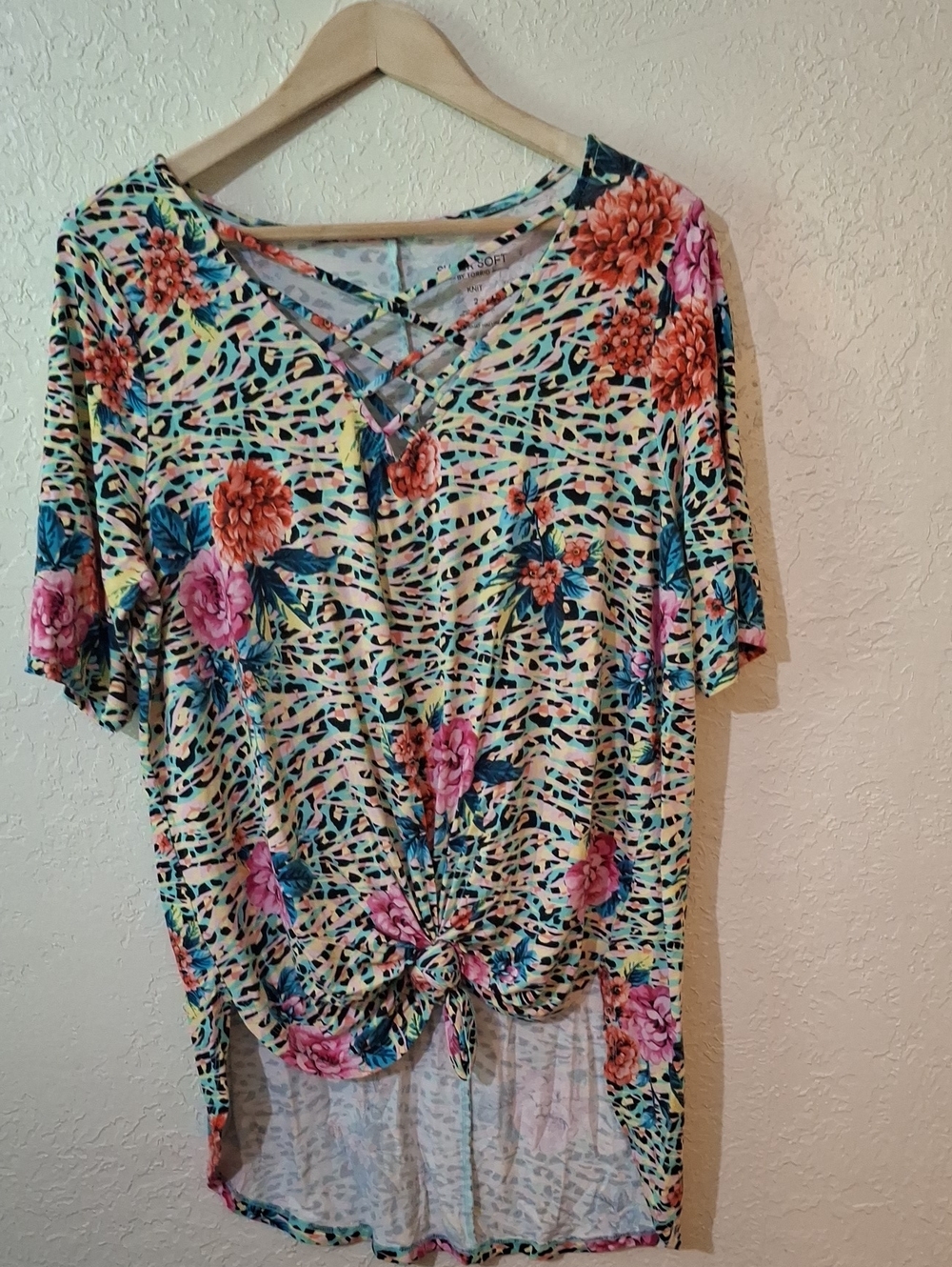 torrid Floral Crisscross Knot-Front Tunic in Teal, Pink & Coral